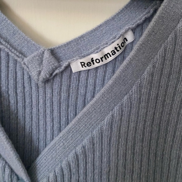 Reformation | Blue Ribbed Cardigan - Picture 2 of 3